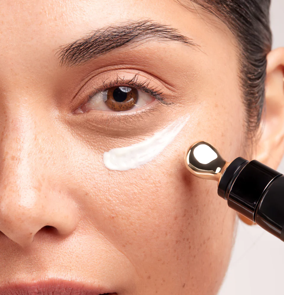 Illuminating Peptide Eye Serum - Image 4